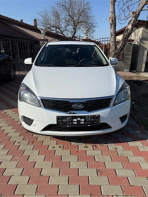 Vand  masina Kia Ceed - imagine 2