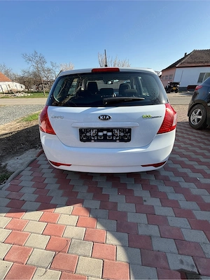 Vand  masina Kia Ceed - imagine 4