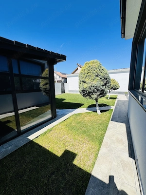 Casă de vânzare la cheie direct de la proprietar! - imagine 3