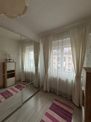Apartament 2 camere de închiriat