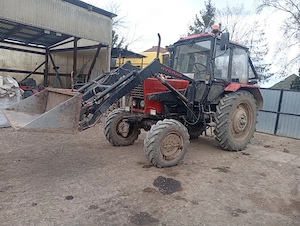 mtz 82 cu incarcator frontal 