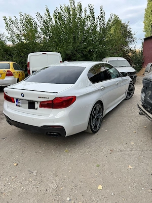 BMW seria 5 model G30 550 Diesel M pachet - imagine 5