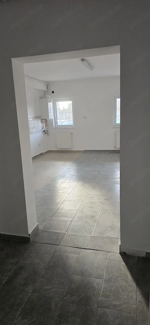 Spațiu comercial 100 mp + Boxă 60 mp, Ciorogârla (Leonardo Residence) - imagine 2