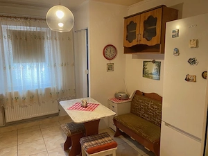 Vand 3 camere decomandate complex -vasile parvan - imagine 8