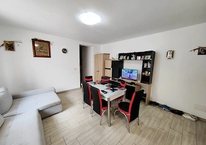 Apartamnet 2 Camere Centrală Proprie Zona Giroc Aproape De Școală 