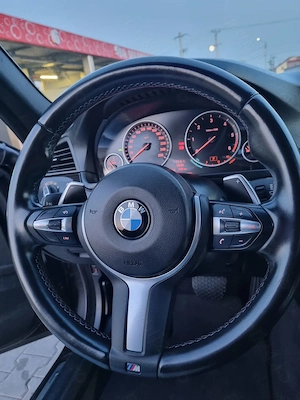 BMW Seria 5 520d Aut. Luxury Line - imagine 8
