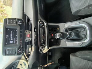 Hyundai I30 hatchback benzina - imagine 4