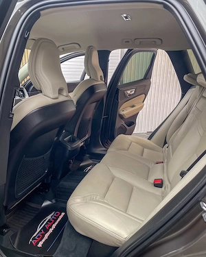 VOLVO XC60 . 2,0 Diesel . 190 CP . Rate fixe . Garantie 12 luni . Buy-Back . - imagine 13