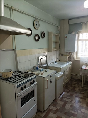 Apartament cu 2 camere decomandat-Bld.Decebal Deva - imagine 7