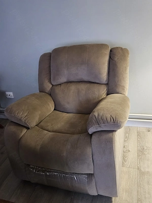 2 fotolii recliner si o canapea 2 locuri recliner cu suport pahar