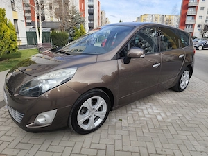 Renault Megane Scenic Benzina  - imagine 2