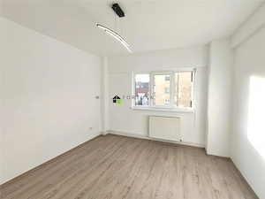 Apartament 2 camere, renovat total, pe str. Toamnei, in Centrul Civic - imagine 2