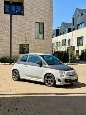 Fiat Abarth 500 Cabrio - imagine 2