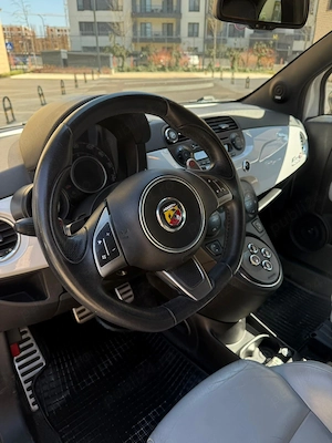 Fiat Abarth 500 Cabrio - imagine 10