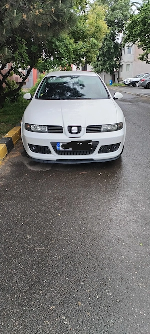 Seat Leon cu kit Cupra R - imagine 4