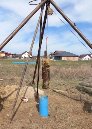 Foraje puturi apa  - imagine 4