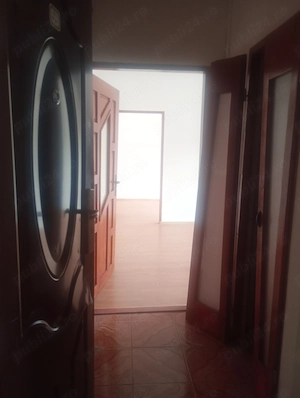 apartament 2 camere  semidecomandat et 3 Gradiste