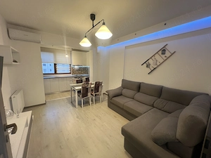 Proprietar Apartament 3 camere de inchiriat 74mp centrala AC loc de parcare