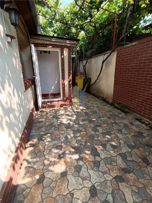 Casa 5 camere Pretabila 2 Familii, teren 176 mp, Bld Dorobantilor