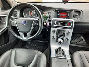 Volvo s60 automata An Fabricație 2018 - imagine 5