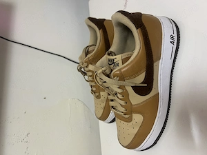 Adidași în stare foarte bună!