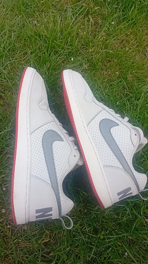 Nike ca noi