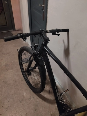 Vand bicicleta buna adusa noua din Germania functioneaza tot