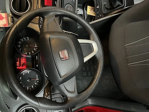 Se vinde Seat Ibita,2011,euro 5, 1,4 benzină, MPI, motor clasic aspirat, 40 mii km. Impecabil. - imagine 2