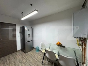 Apartament 3 camere decomandat, 2 bai, 75 mp total - Brazda lui Novac - imagine 12
