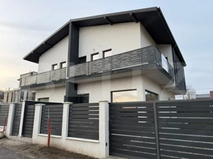 Eleganță și confort | Jumătate de duplex premium în Bucium – Iași