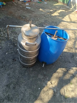 De vânzare ce se vere in poza