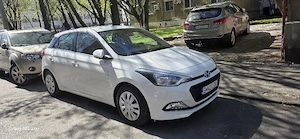 hyundai i20 din 2017 cu 74000 km la 7700 eur neg