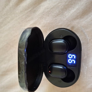 Casti Bluetooth TWS E6S si căști Bluetooth TWS Pro 60