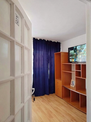 Vilă spațioasă 5 camere | 5 balcoane | 8+1 persoane | Zonă centrală Deva - imagine 10