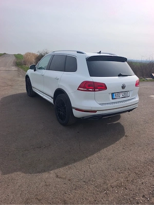    Volkswagen Touareg R-Line Exclusive 3.0 TDI V6 4Motion   2017   FULL   PNEUMATIC   ACC   360  - imagine 4