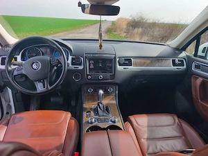    Volkswagen Touareg R-Line Exclusive 3.0 TDI V6 4Motion   2017   FULL   PNEUMATIC   ACC   360 