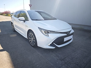 Toyota Corolla 1.8 HYBRID  TS Exclusive interior Negru, automata , 122 cp , 2020 - imagine 2