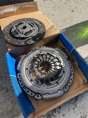 Kit ambreiaj+volanta Renault/Dacia - imagine 5