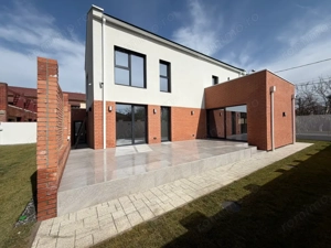 Casa Smart cu 5 camere - Sistem fotovoltaic - Comision ZERO 