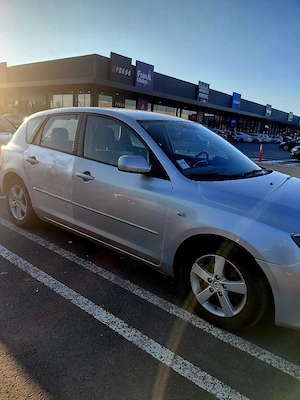 Vând Mazda 3 - imagine 6