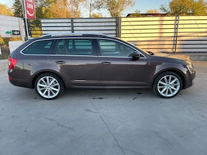 Skoda Octavia 1.6 TDI DSG Ambition - imagine 7