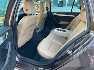 Skoda Octavia 1.6 TDI DSG Ambition - imagine 9