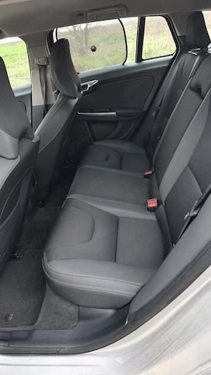 Volvo V60  - imagine 10