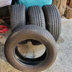 Set 4 anvelope 235x55x18 