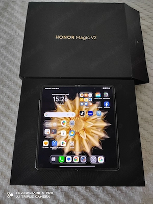 Vând Schimb Honor Magic V2, Dual SIM, 16GB RAM, 512GB, 5G, Purple 9.7 10. 