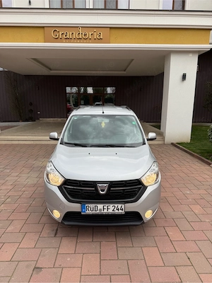 2018 Dacia Lodgy 1.6i benzină plus GPL fabrica, masina buna  - imagine 2