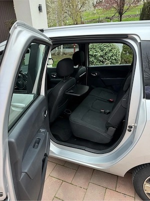 2018 Dacia Lodgy 1.6i benzină plus GPL fabrica, masina buna  - imagine 8