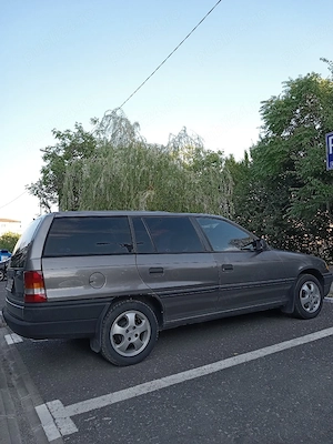 De vanzare opel astra f combi 1.4 benzina  - imagine 3