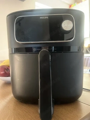 Friteuza folosita cu aer cald Philips