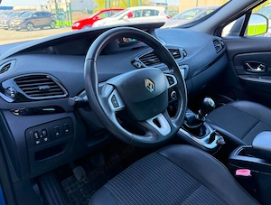 Renault Grand Scenic 1.6 dCi Stop&Start Energy Privilege - imagine 10